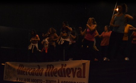Mercado Medieval Espetaculo de Zumba ASSCDRans 08-08-2014